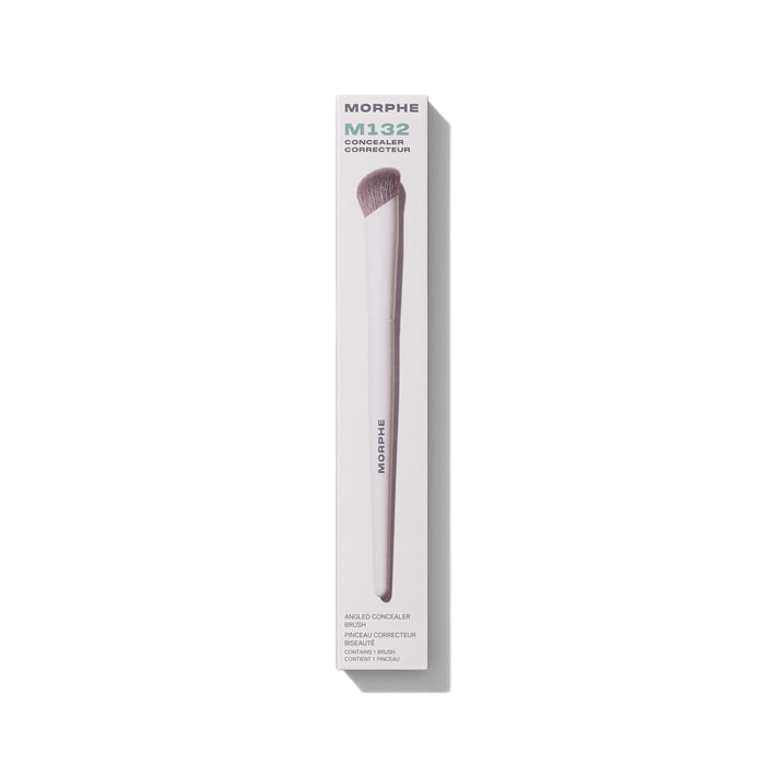 Morphe M132 Angled Concealer Brush in white packaging labeled "MORPHE M132 CONCEALER CORRECTEUR ANGLED CONCEALER BRUSH PINCEAU CORRECTEUR BISEAUTÉ CONTAINS 1 BRUSH CONTIENT 1 PINCEAU."
