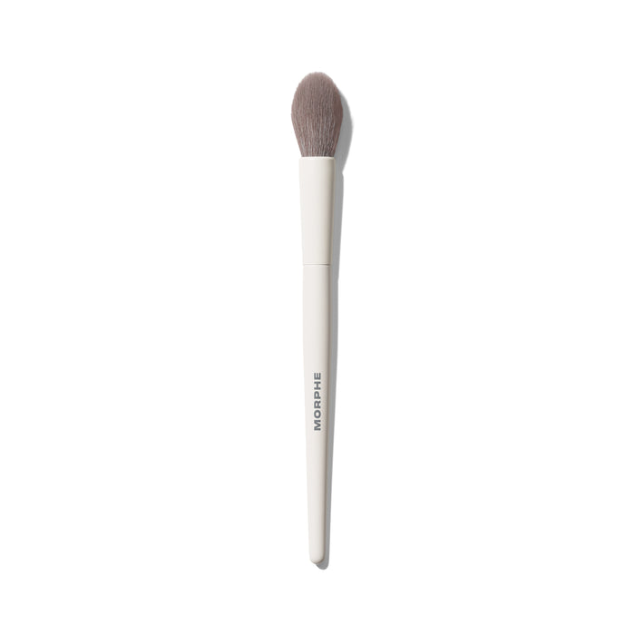Morphe M164 Small Pointed Powder Brush with cream handle, MORPHE engraved, and tapered pointed grey-white bristles.
