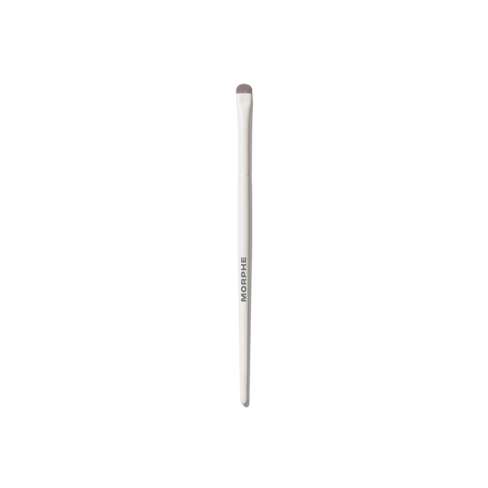 M382 Detail Smudger Eye Brush with cream MORPHE handle and small rounded taupe smudger head, white background.