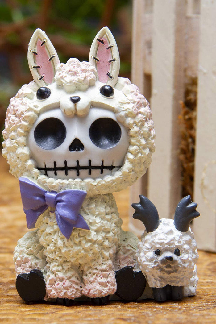 Paco the Alpaca Statue