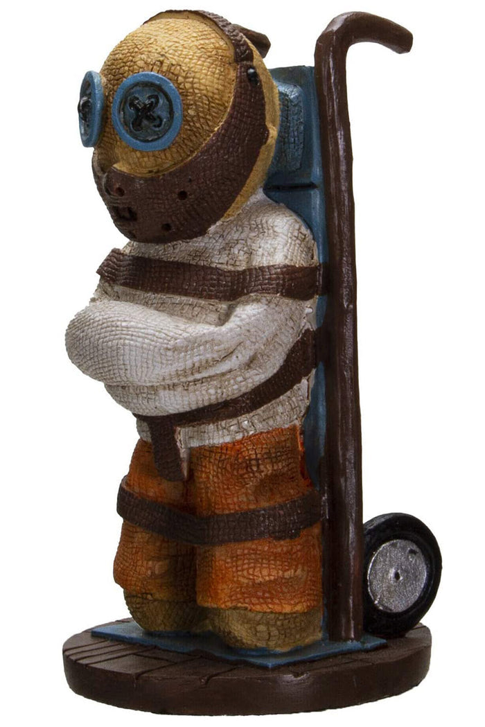 horror statue