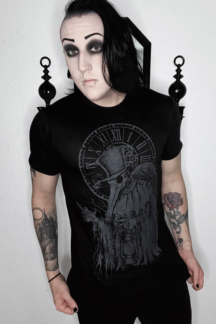 Plague Doctor T-shirt [GREY ASHES]