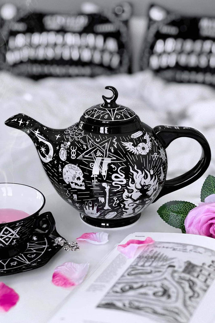 Spiritualis Teapot