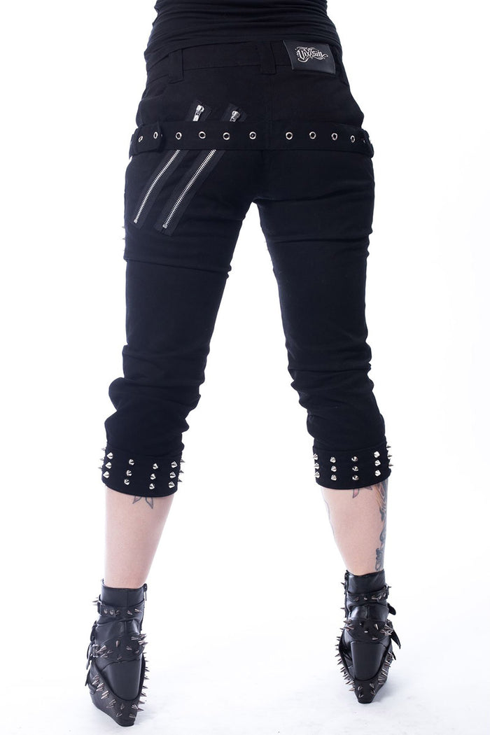 Via Short Capris Pants